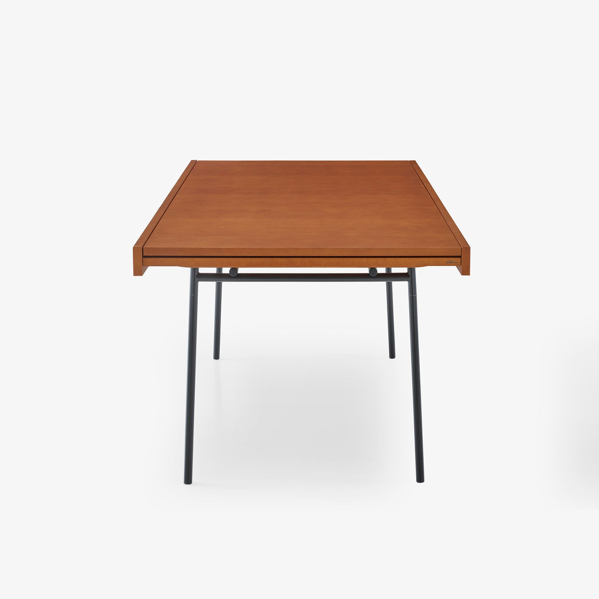 125 - Table de repas extensible frêne teinté guariche