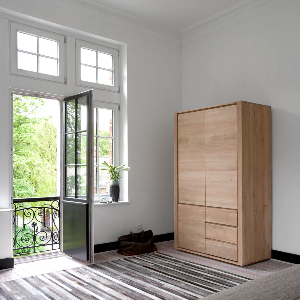 Penderie Shadow – ambiance