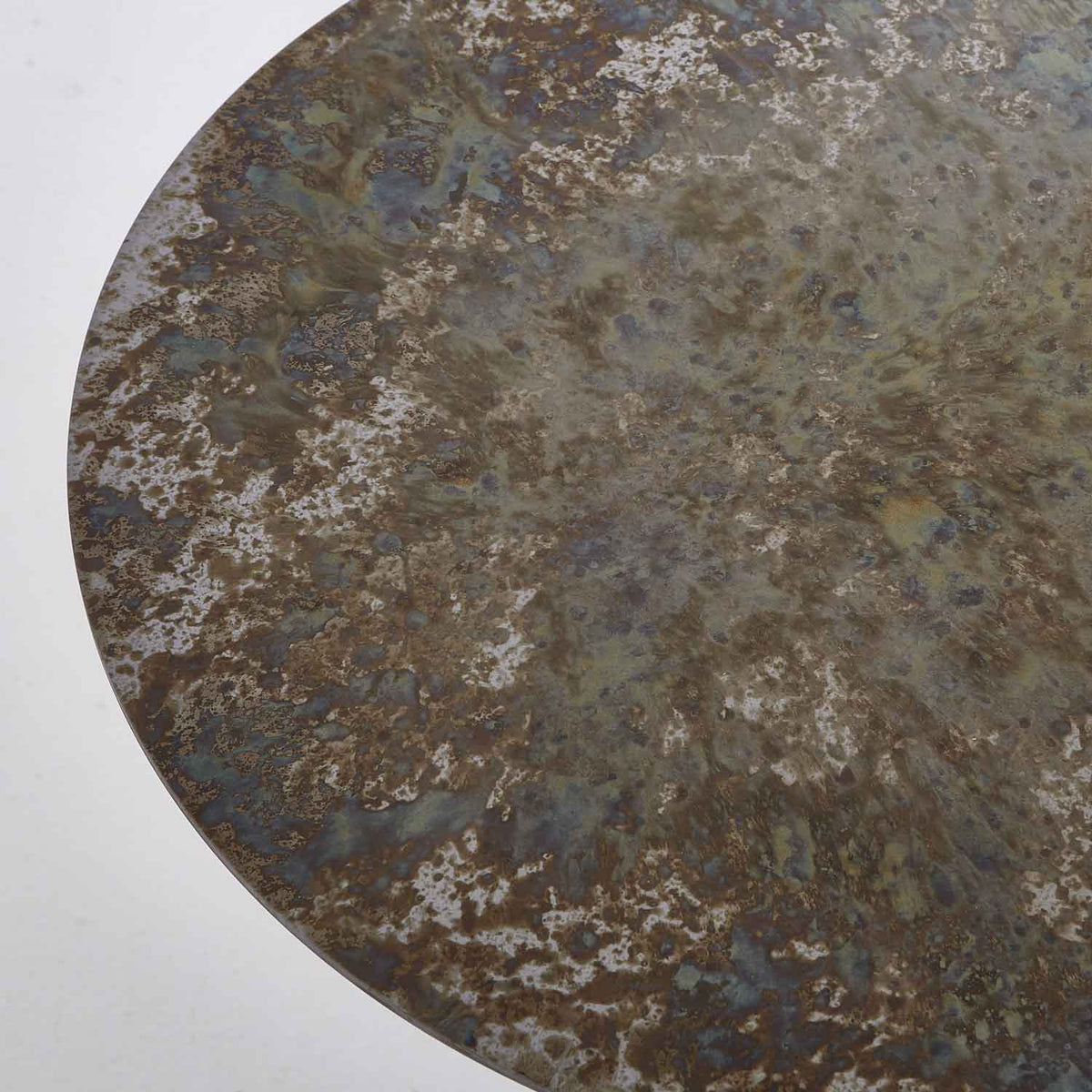 OXYDATION - Table d'appoint pied en pierre de toscane
