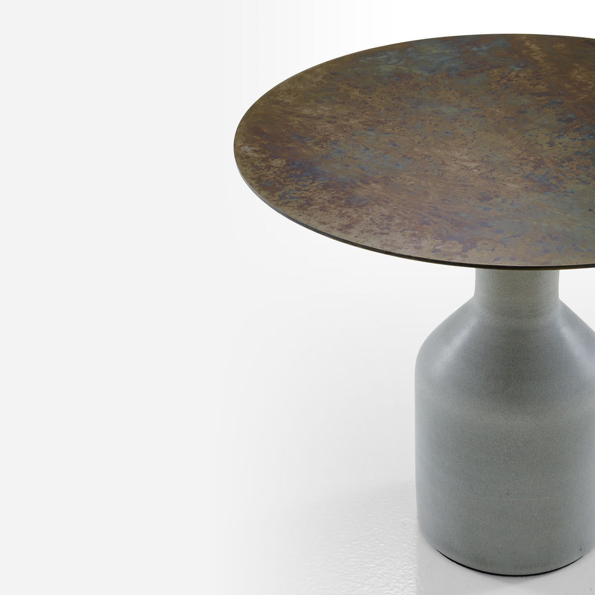 OXYDATION - Table d'appoint pied en pierre de toscane