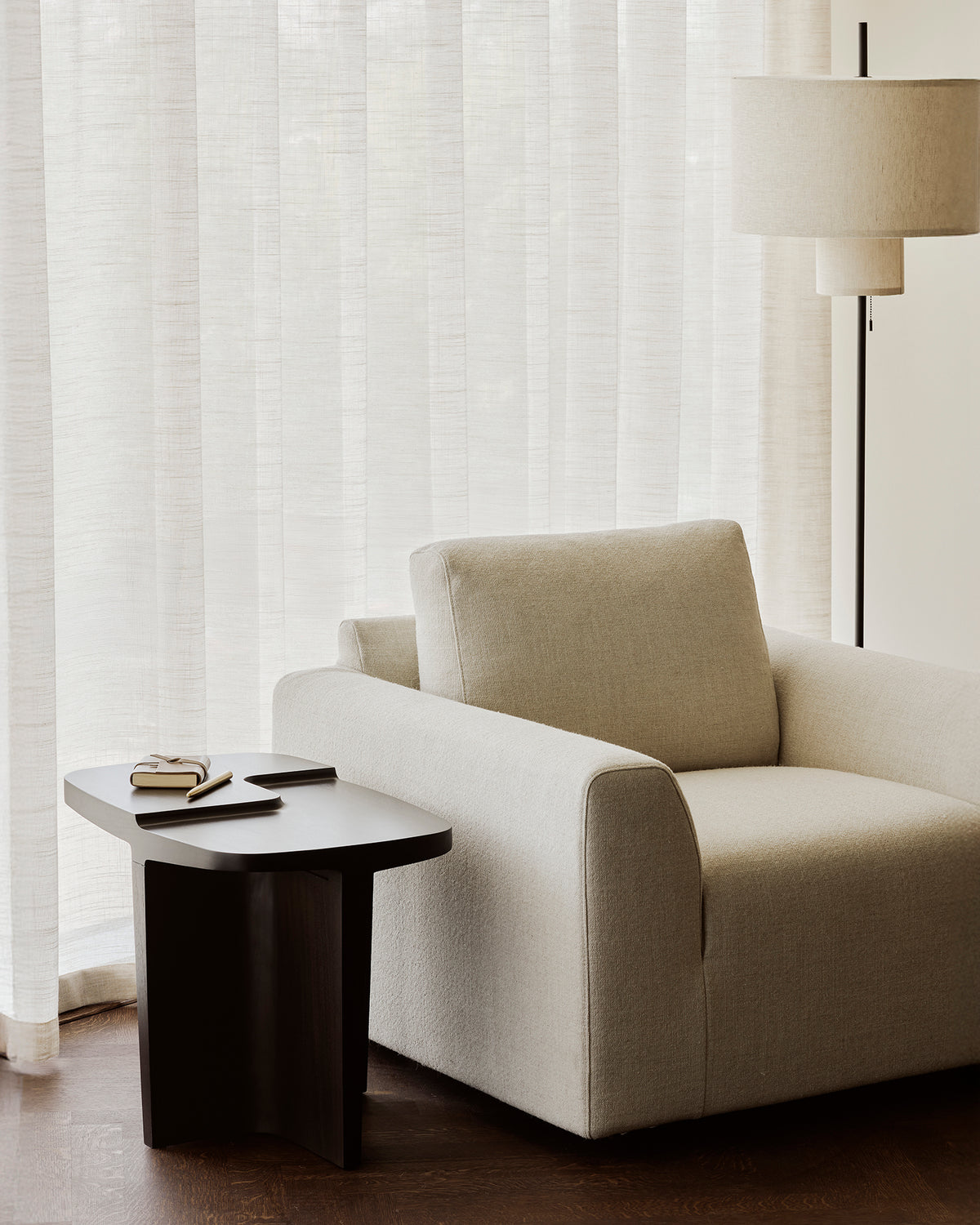 Table d'appoint Brutalist – ambiance