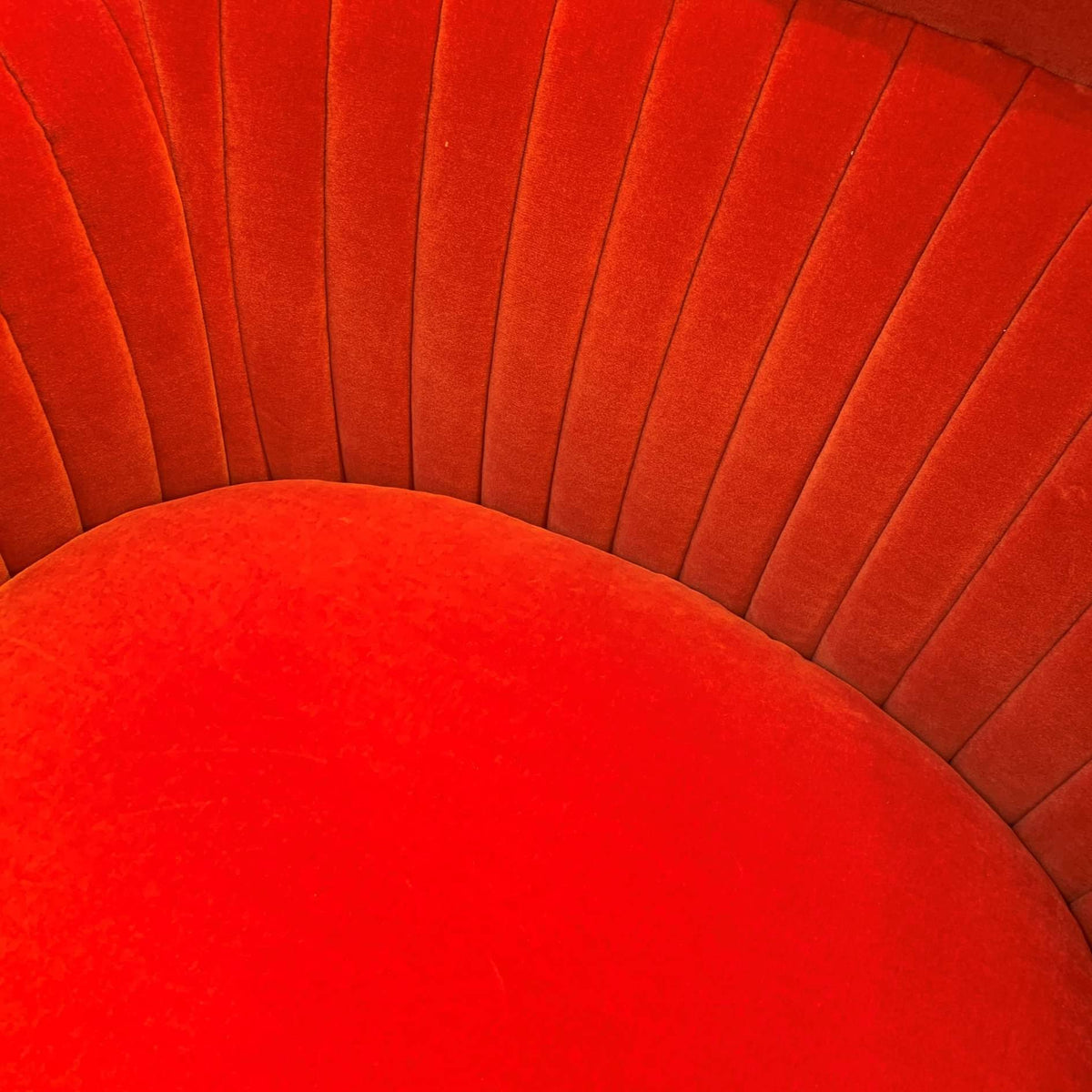AMÉDÉE - Fauteuil Alcantara Orange / Modèle d'exposition