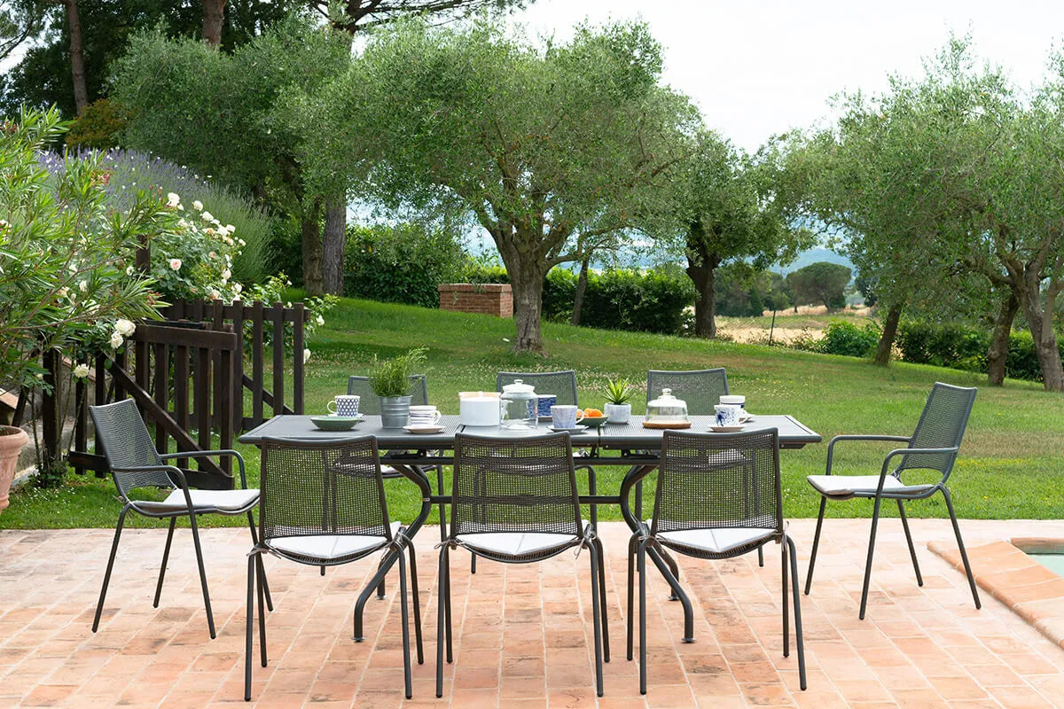 Chaise Ala salon de jardin extérieur ourtdoor emu