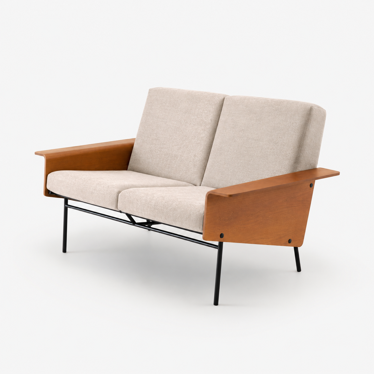 Canapé 2 places G10 de Cinna, assise en tissu clair, accoudoirs et structure métallique