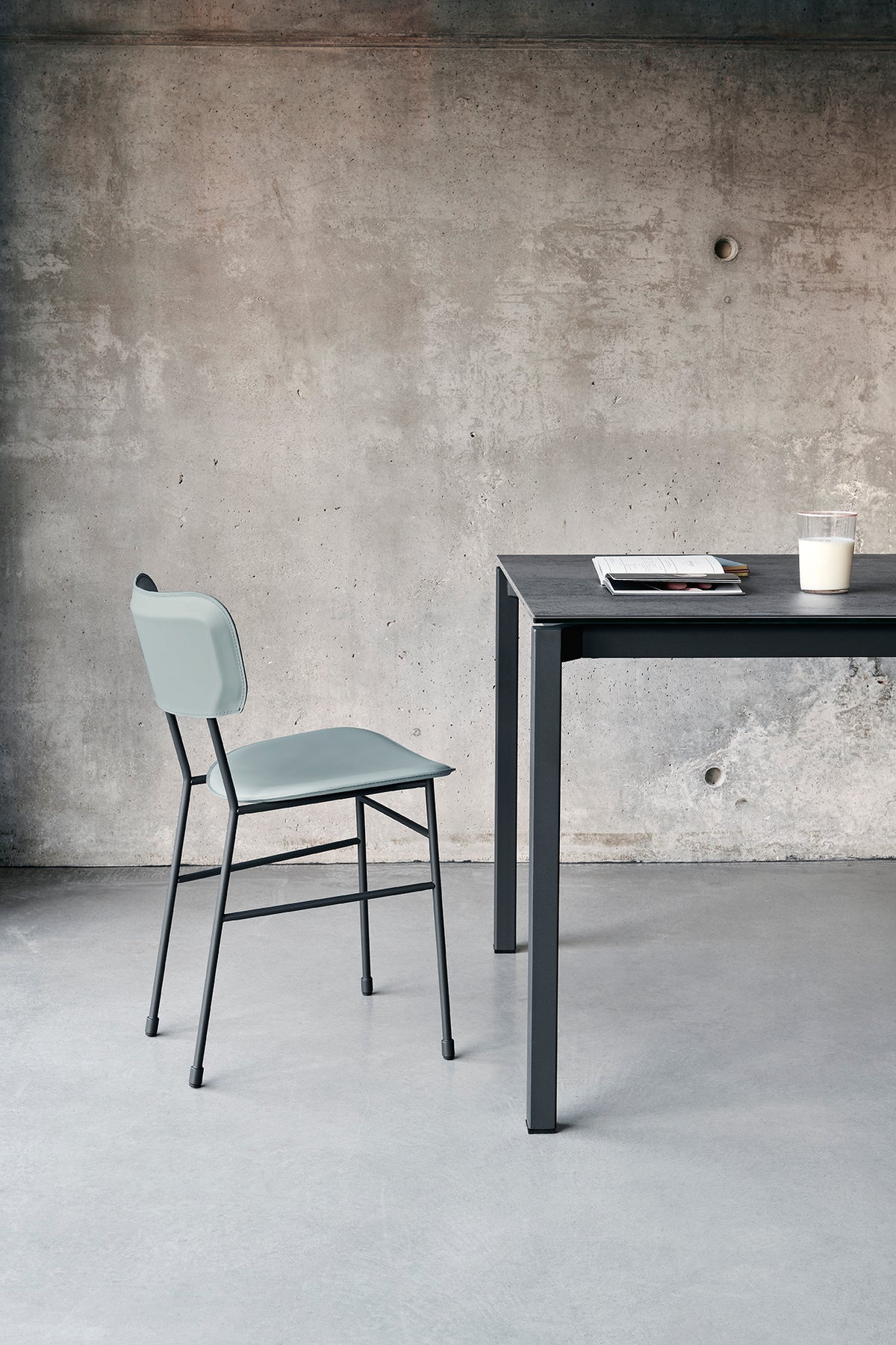 Chaise Master – Midj – vue 4