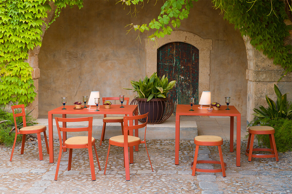 NOVA - Table repas – Emu – vue 7
