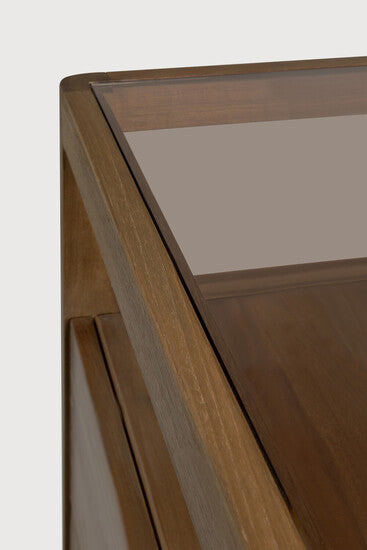 Commode Spindle – détail
