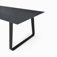VILNA - Table repas 240x100 - grès anthracite / Modèle d'exposition