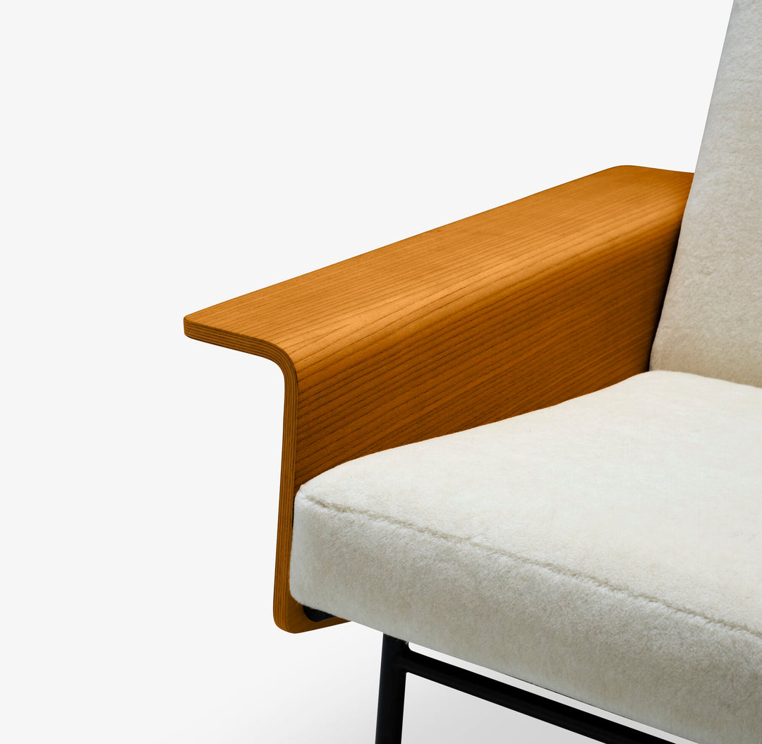 G10 - Fauteuil accoudoirs bois