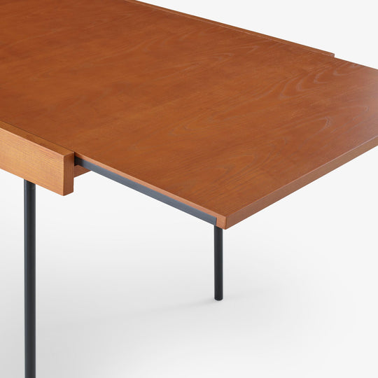 125 - Table de repas extensible frêne teinté guariche