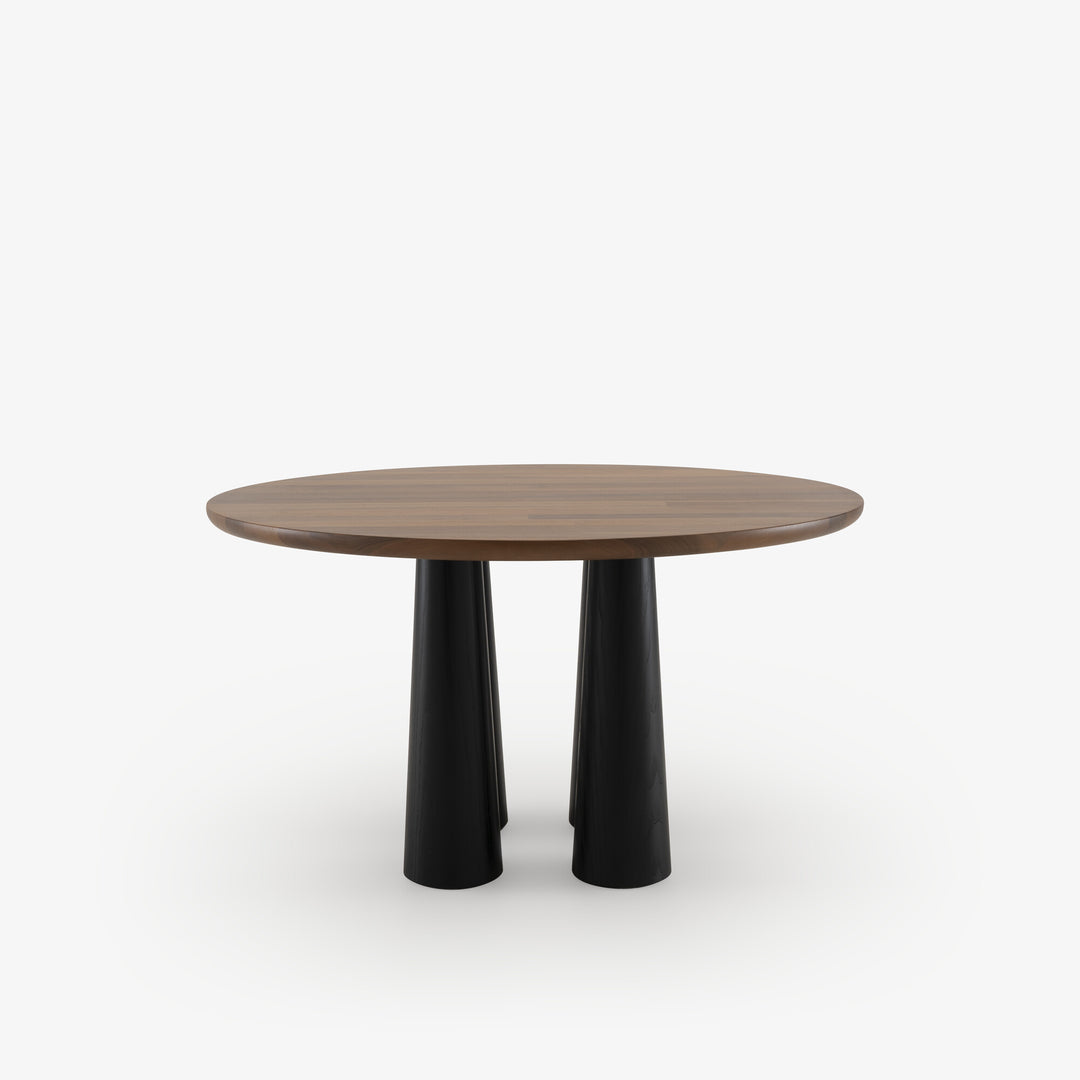 HASHIRA - Table de repas noyer piétement frêne teinté noir (réf. 4278)