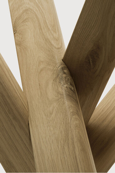 Table d'appoint Mikado – détail