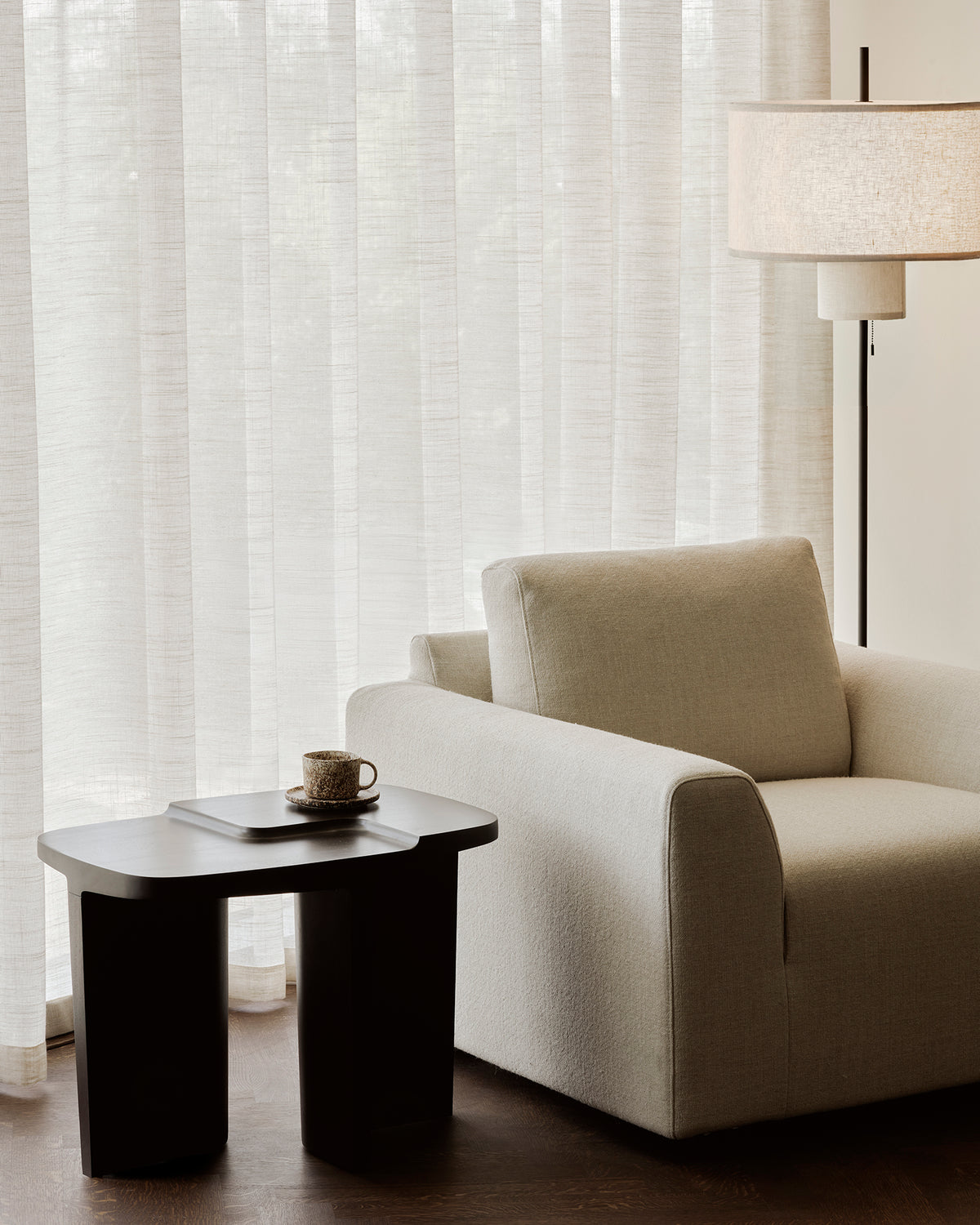 Table d'appoint Brutalist – ambiance
