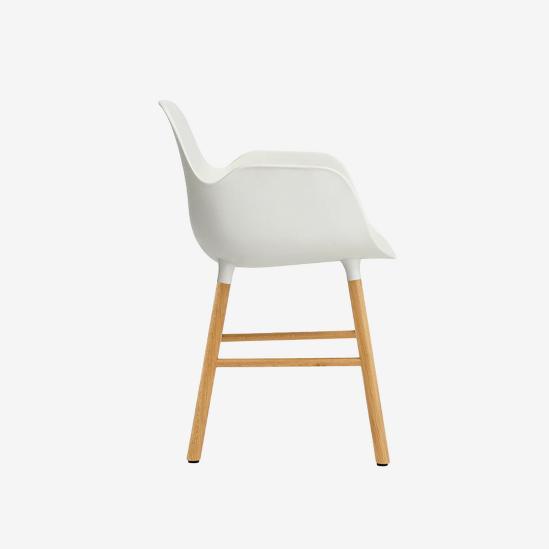 FORM - Fauteuil pieds chêne