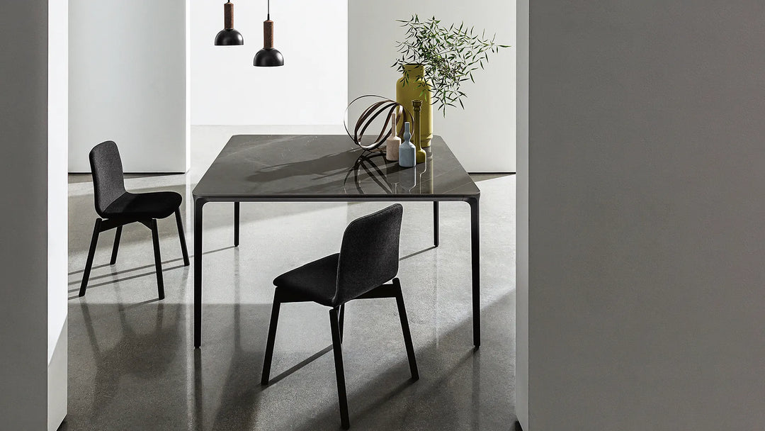 SLIM - Table carrée