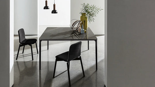 SLIM - Table carrée
