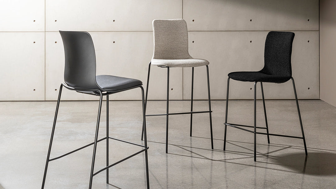 OLLY STOOL - Tabouret de bar