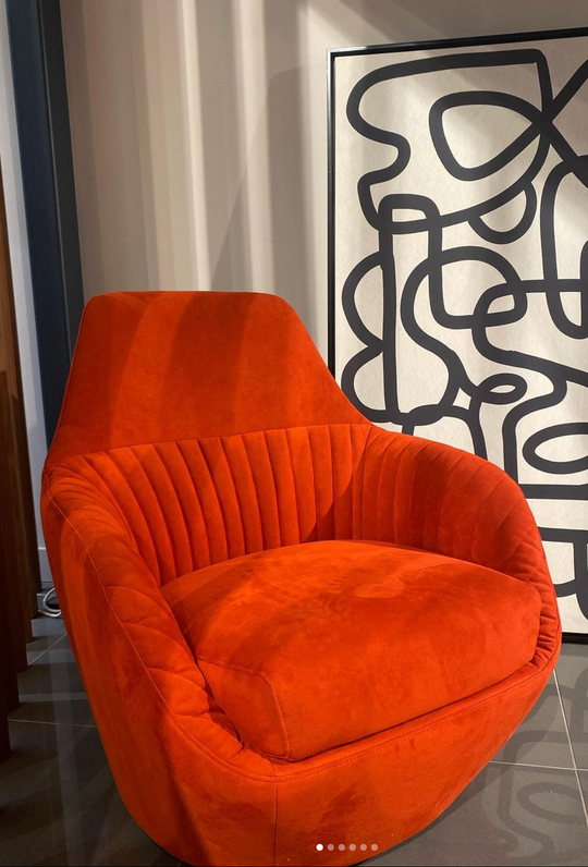 AMÉDÉE - Fauteuil Alcantara / Modèle d'exposition