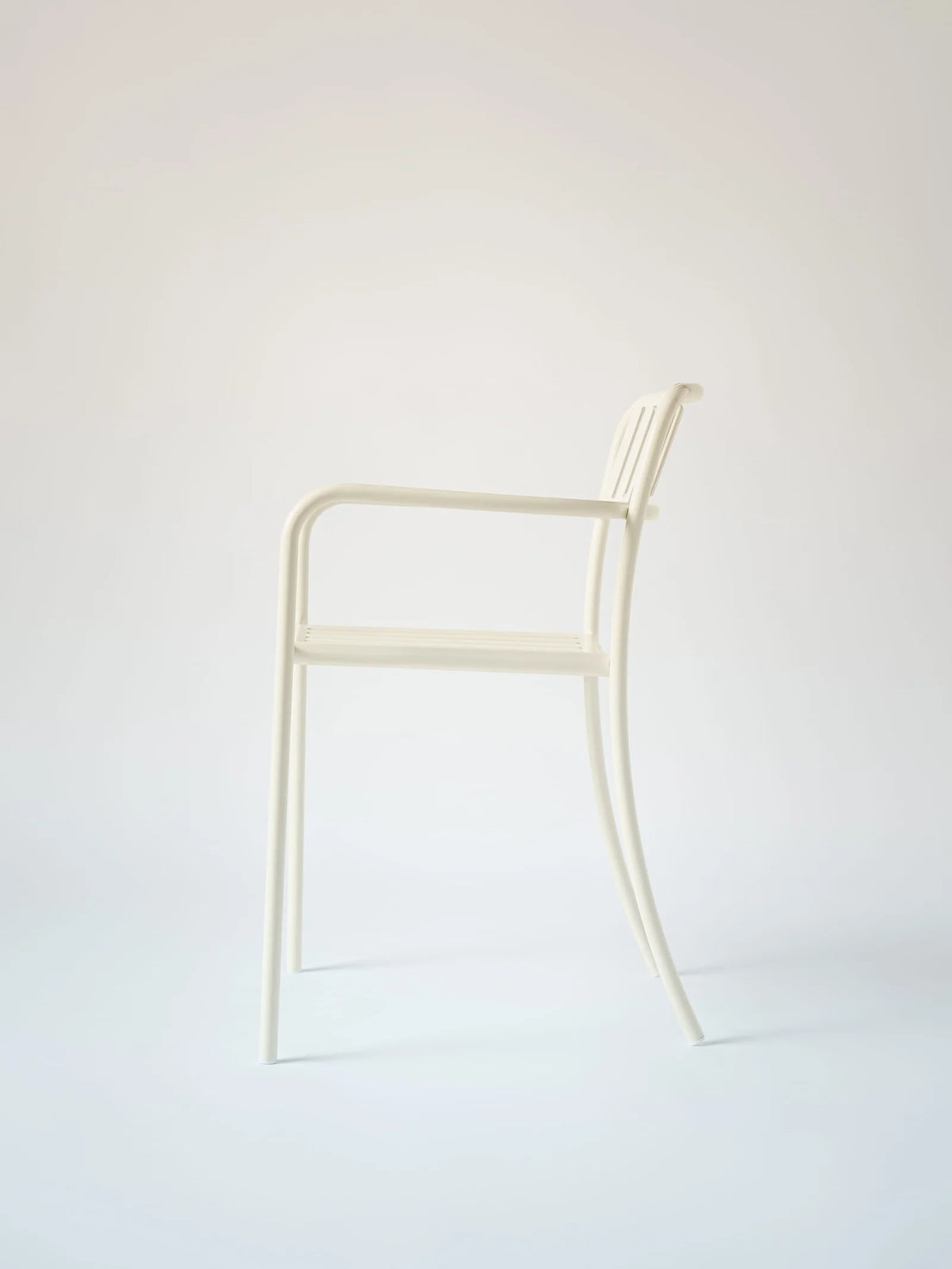 PATIO - Fauteuil repas lames