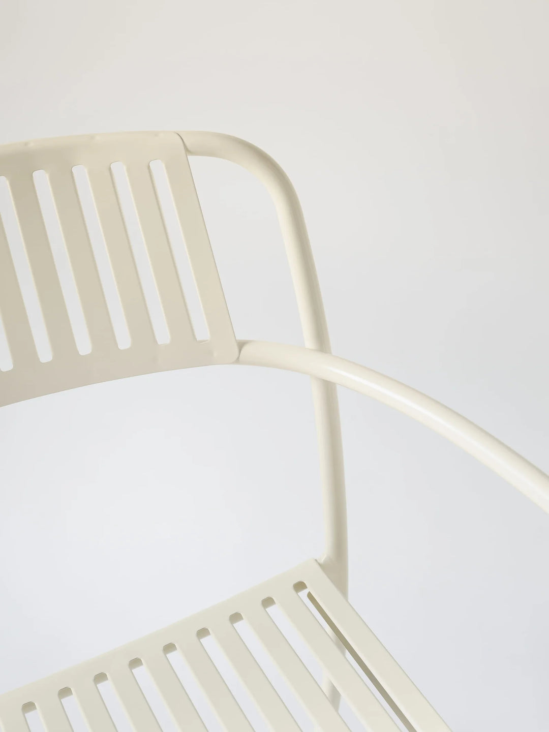PATIO - Fauteuil repas lames