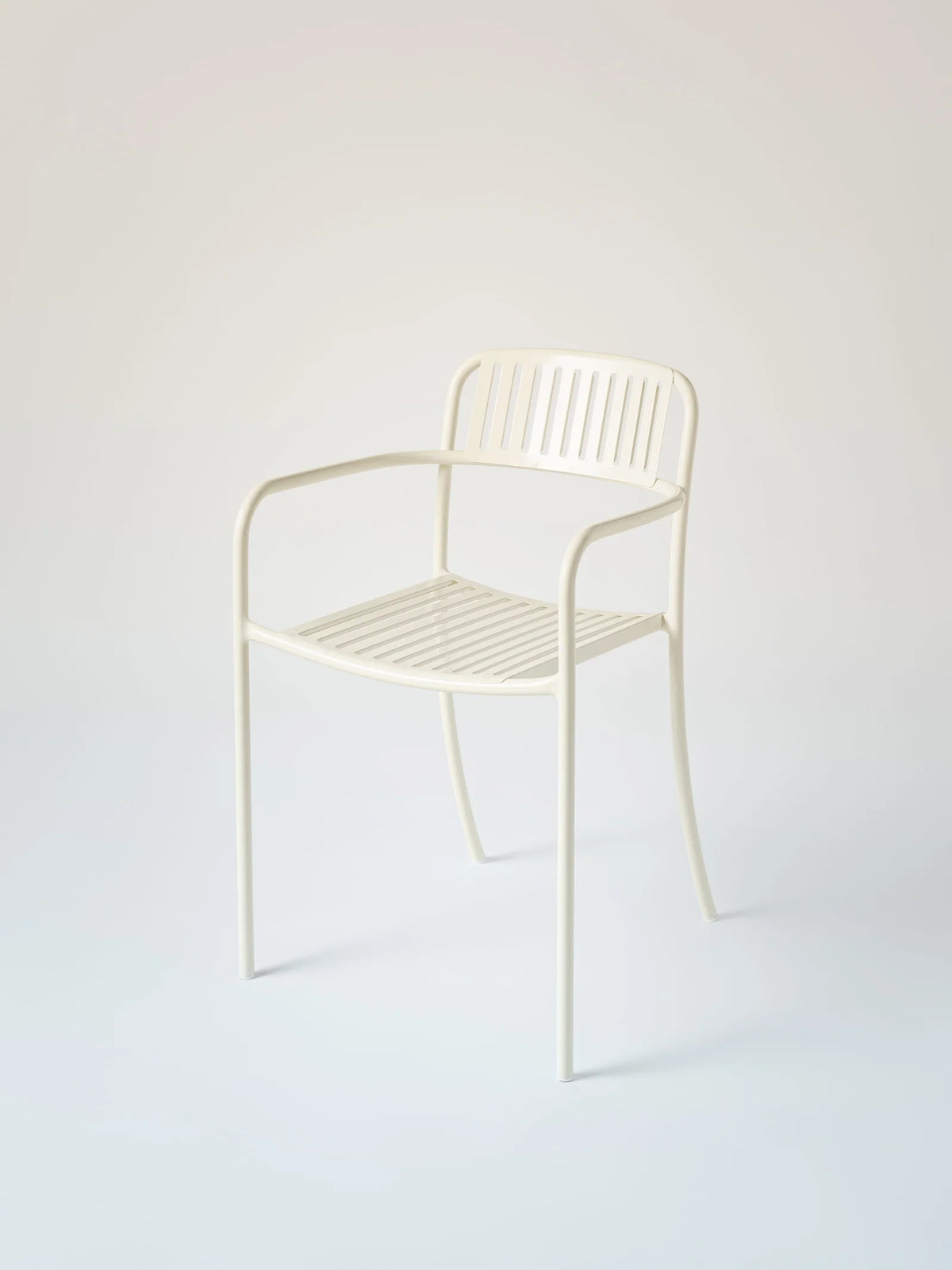 PATIO - Fauteuil repas lames