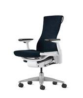 Chaise de bureau Embody ergonomique et confortable, tissu nightfall blanc