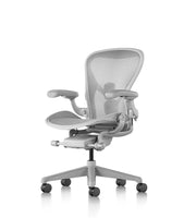 Chaise de bureau Aeron ergonomique et confortable, tissu graphite base aluminium satine