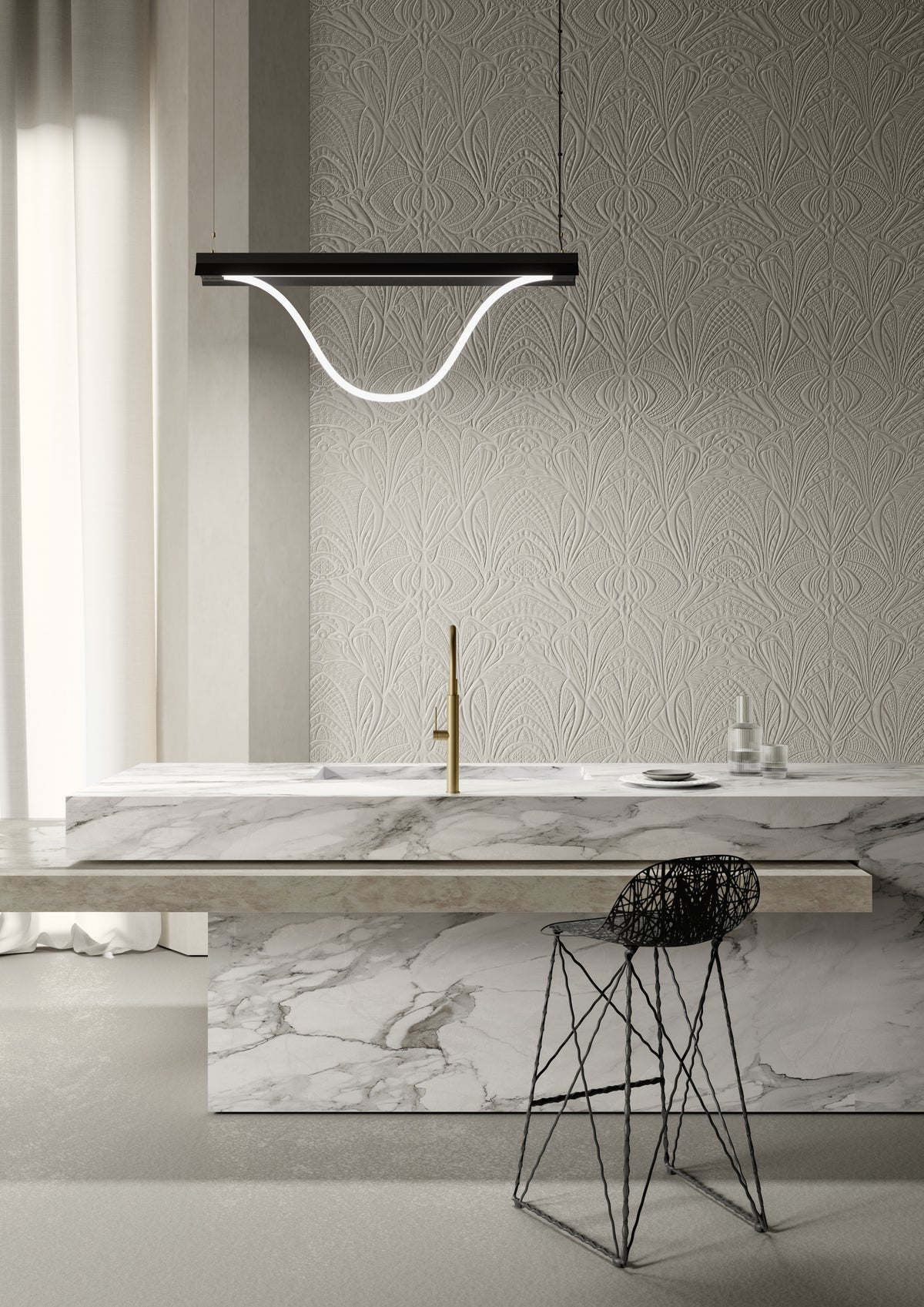 Suspension Tubelight