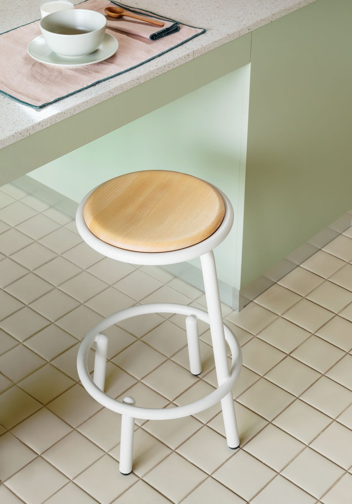 Tabouret Less – Midj – vue 2