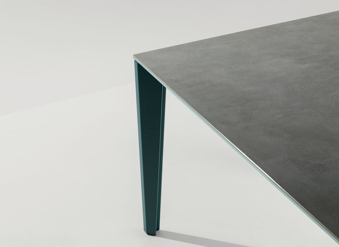 Table Diamante – Midj – vue 3