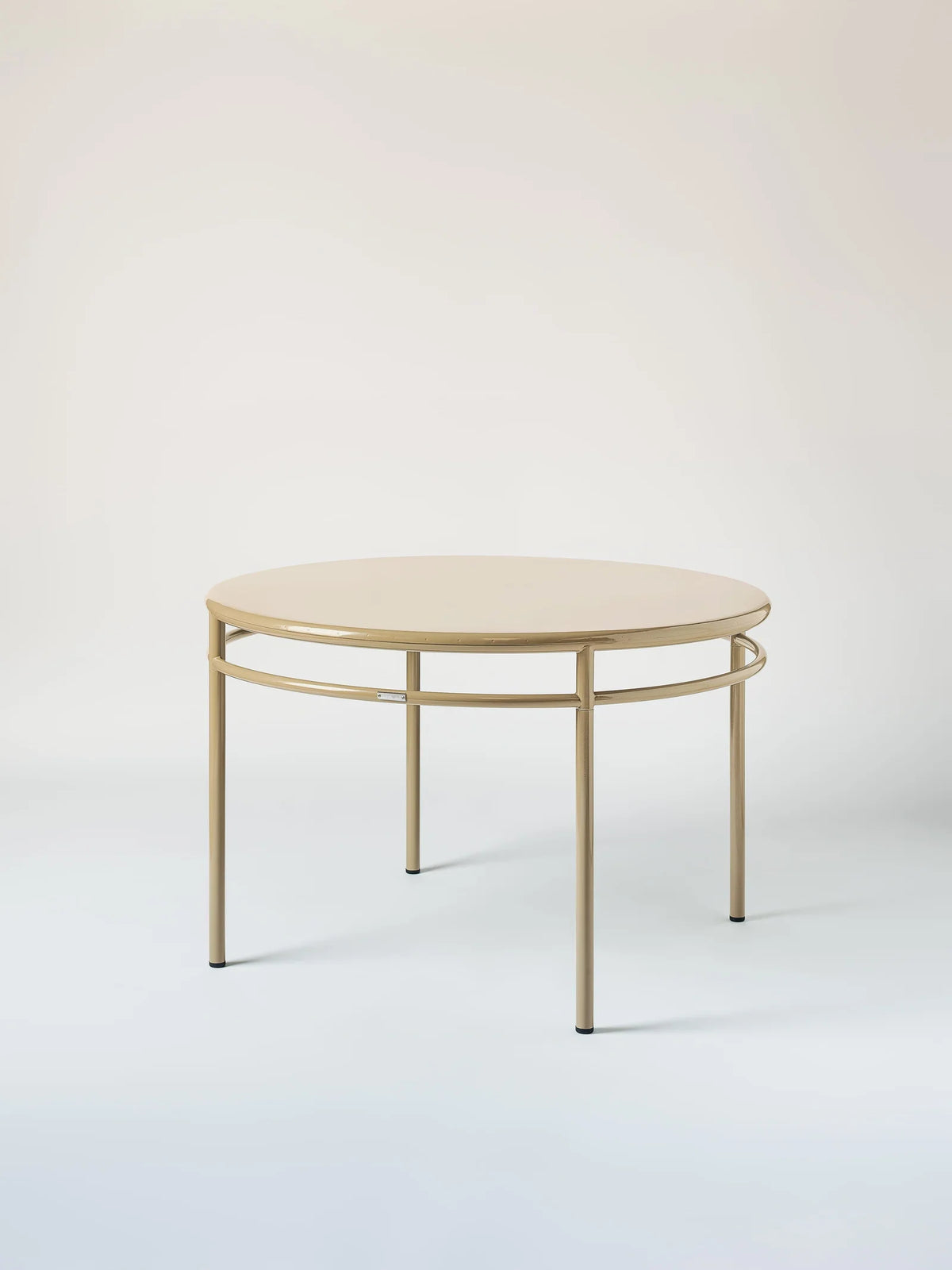 T37 - Table café