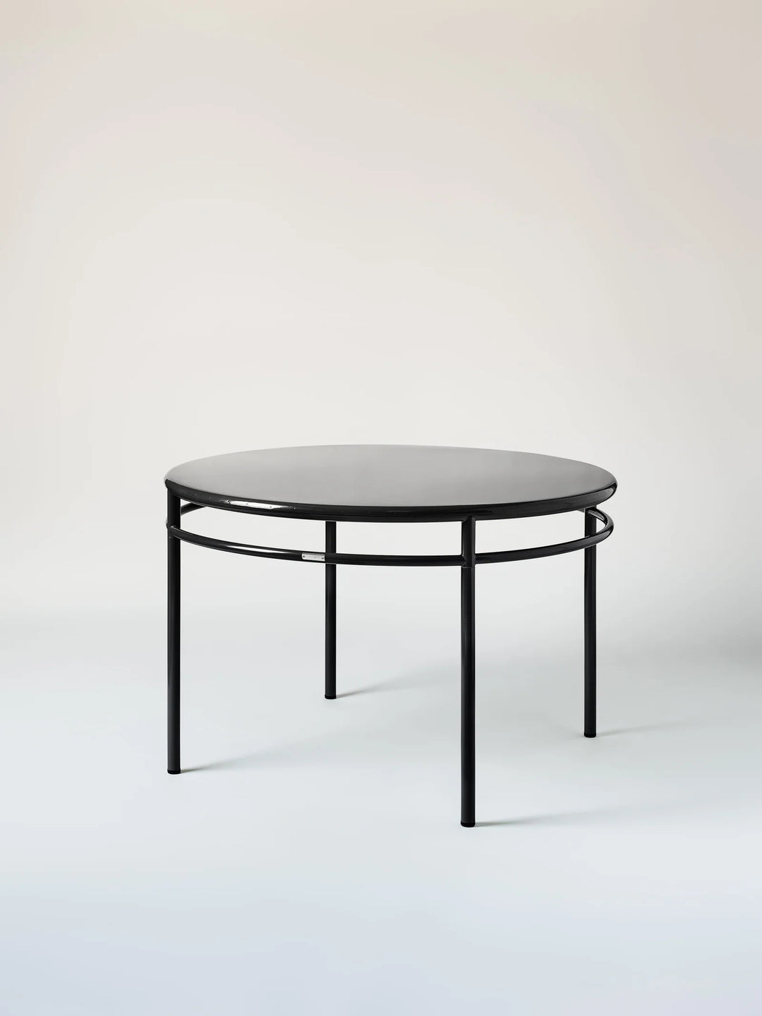 T37 - Table café