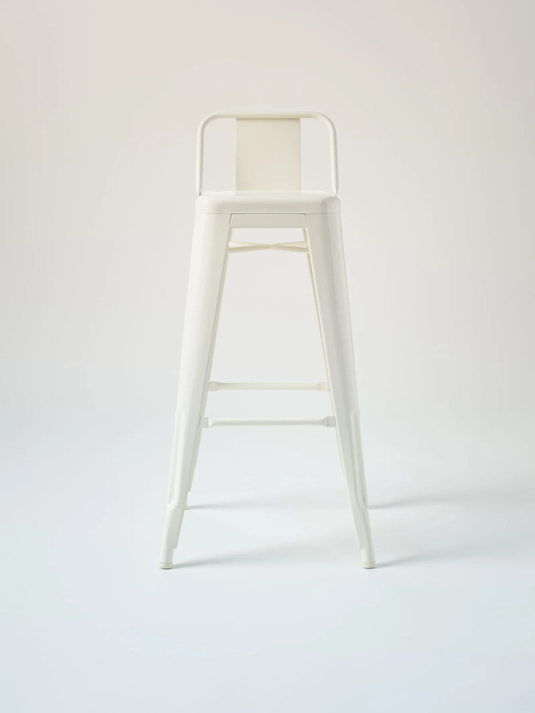 Tabouret petit dossier H75cm