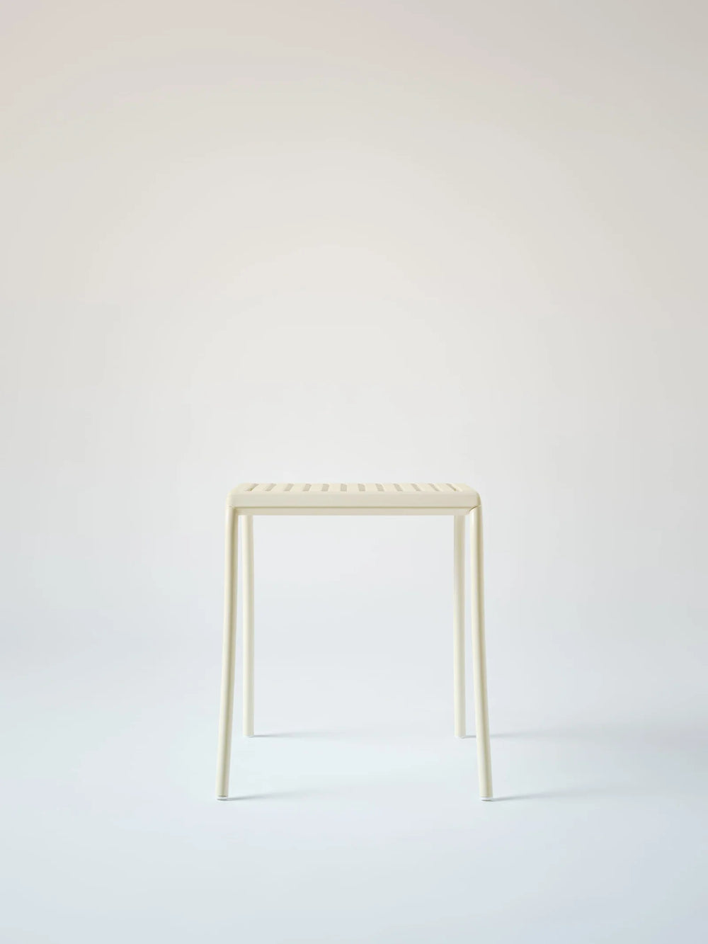 PATIO - Tabouret lames