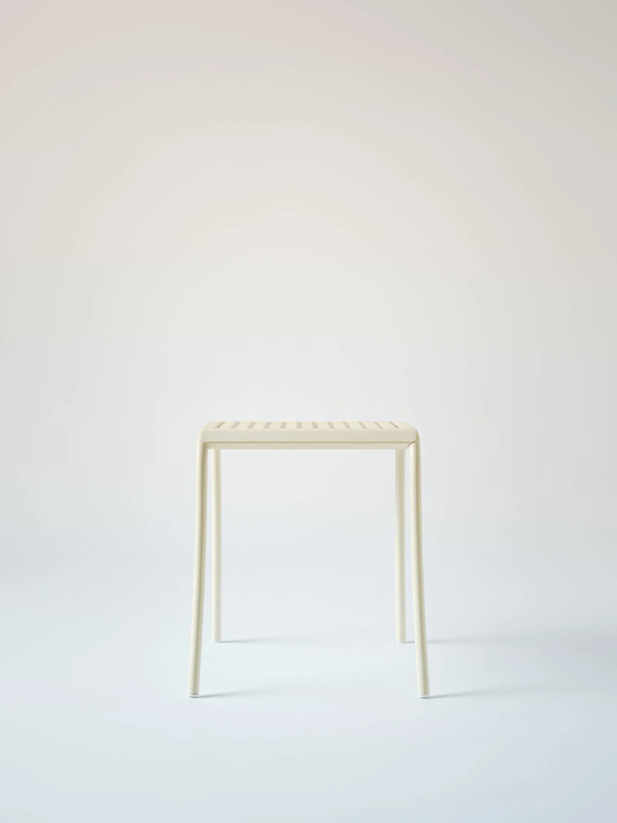 PATIO - Tabouret lames