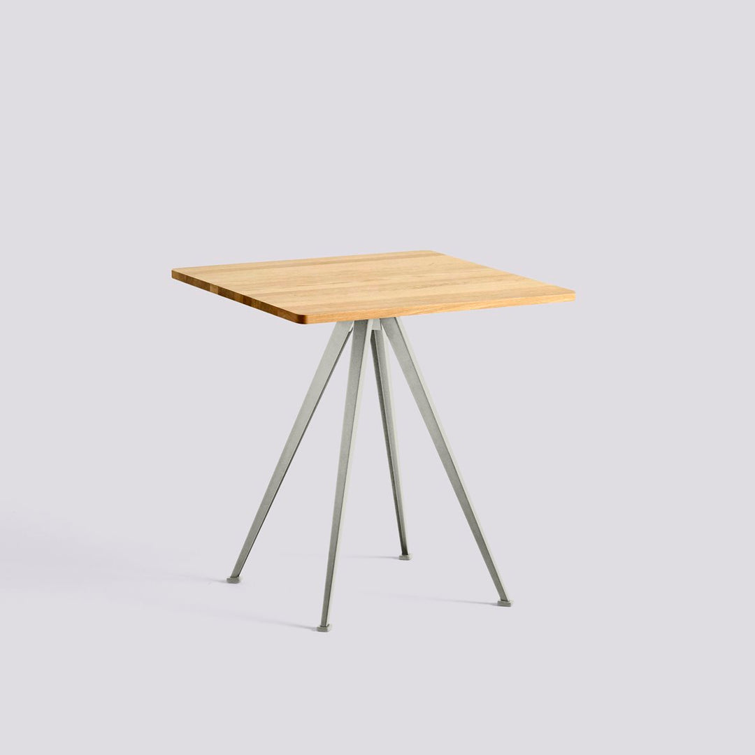 Table Pyramid 21 HAY