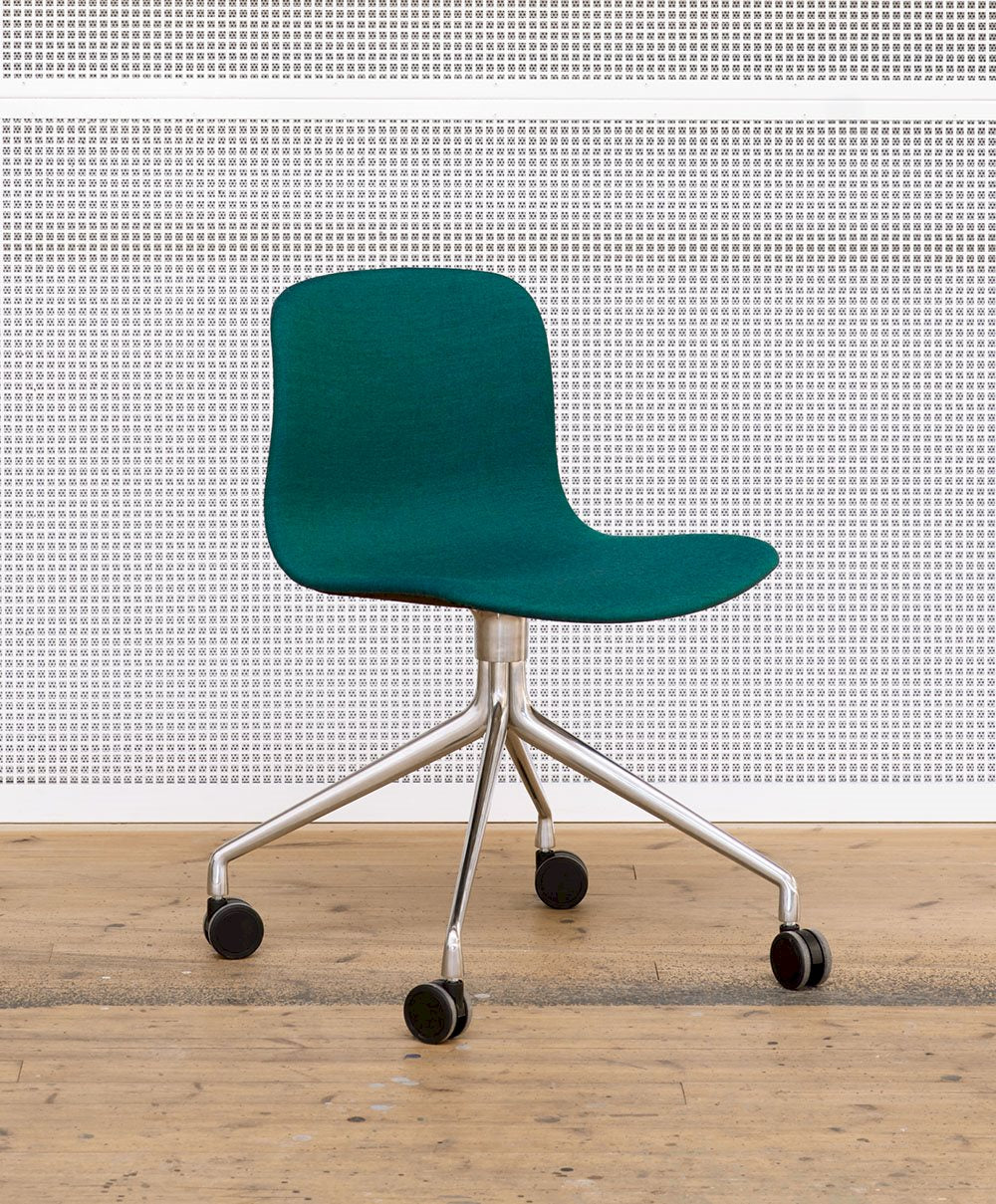 Chaise AAC 15 HAY