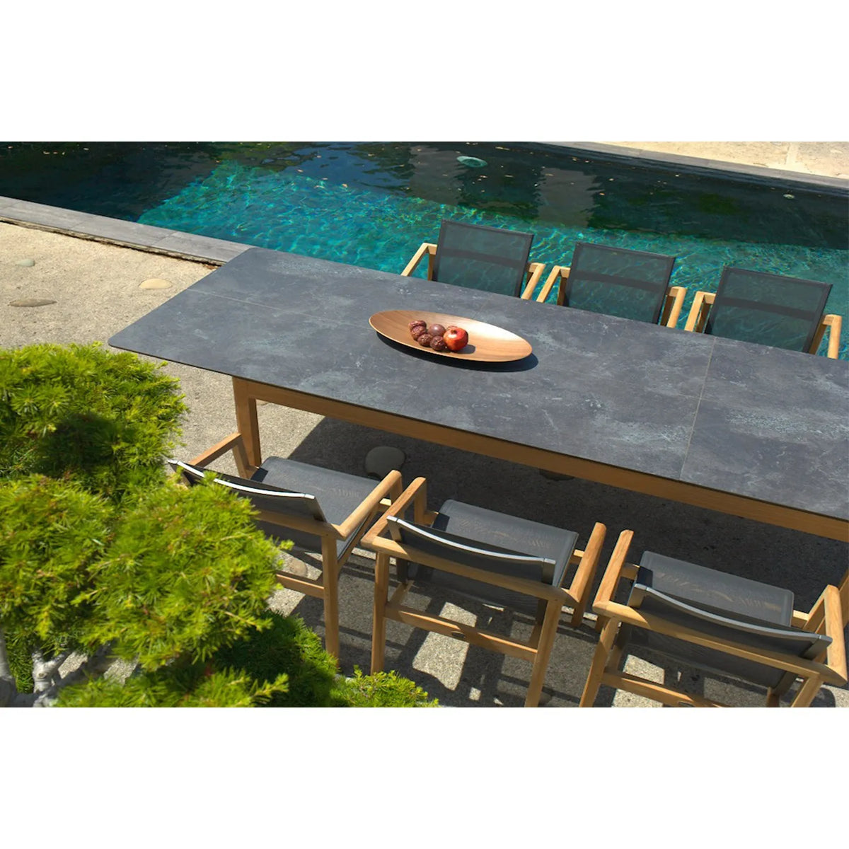 TEKURA - Table de repas extensible