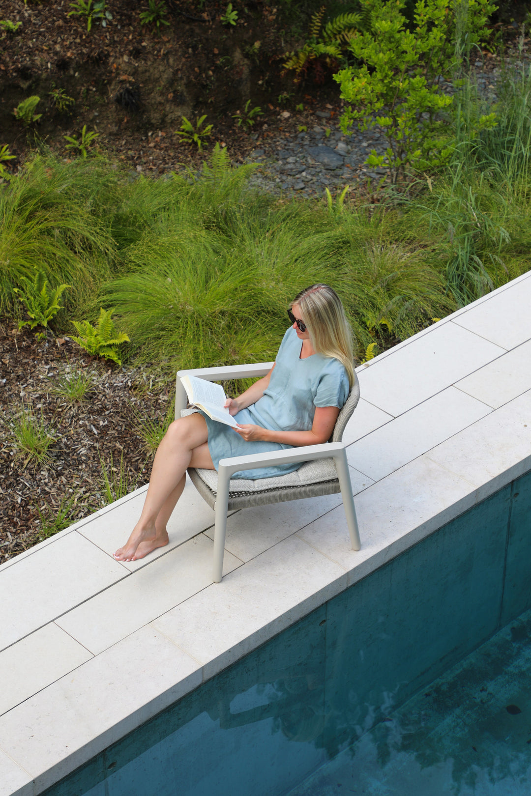 NIDO - Chaise lounge Warm White