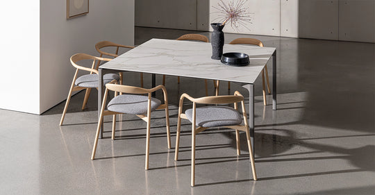 BONE - Table carrée