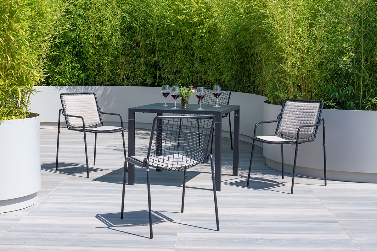 NOVA - Table repas – Emu – vue 6