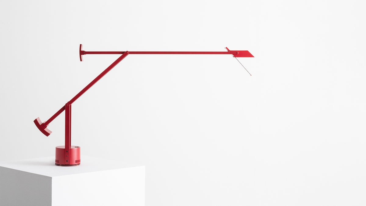 Lampe tizio rouge