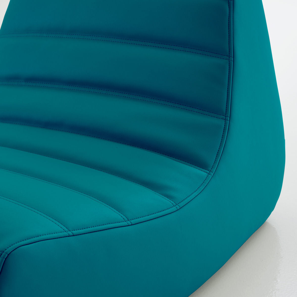 SAPARELLA - Chauffeuse Outdoor – Cinna – vue 5
